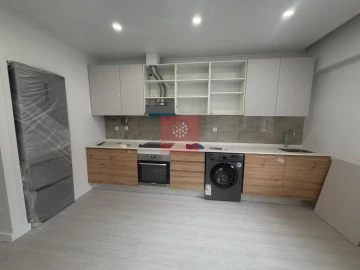 Apartamento T2 para Venda em Alfragide