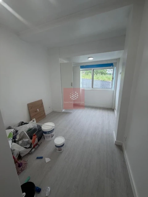 Apartamento T2 para Venda em Alfragide