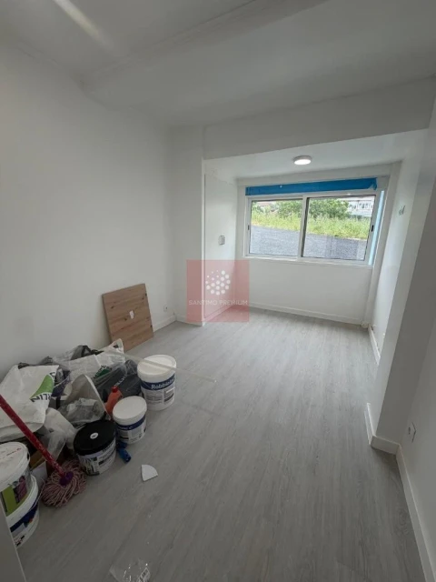 Apartamento T2 para Venda em Alfragide