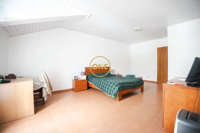 Moradia T3 para Venda em Vila Franca do Campo (São Miguel)