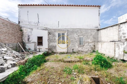 Moradia T3 para Venda em Vila Franca do Campo (São Miguel)