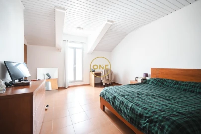 Moradia T3 para Venda em Vila Franca do Campo (São Miguel)