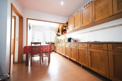 Moradia T3 para Venda em Vila Franca do Campo (São Miguel)