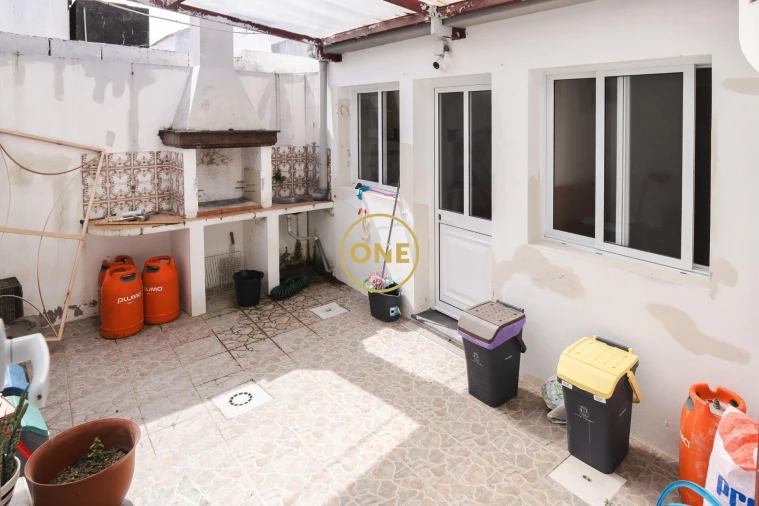 Moradia T3 para Venda em Vila Franca do Campo (São Miguel) Foto 12