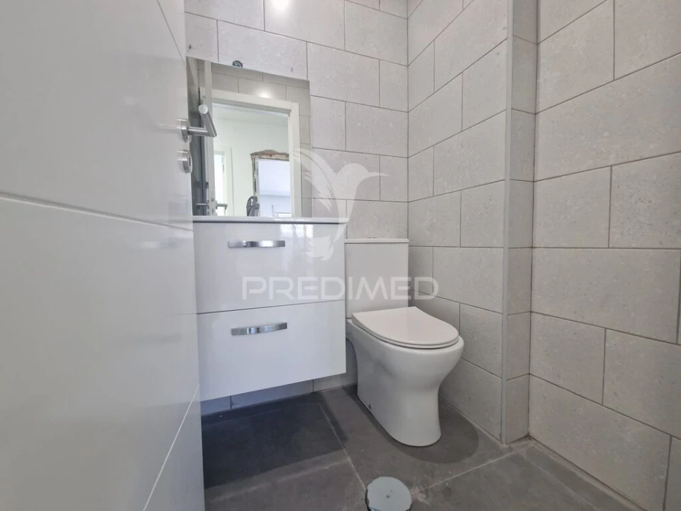 Apartamento T3 para Venda em Baixa da Banheira e Vale da Amoreira Foto 9