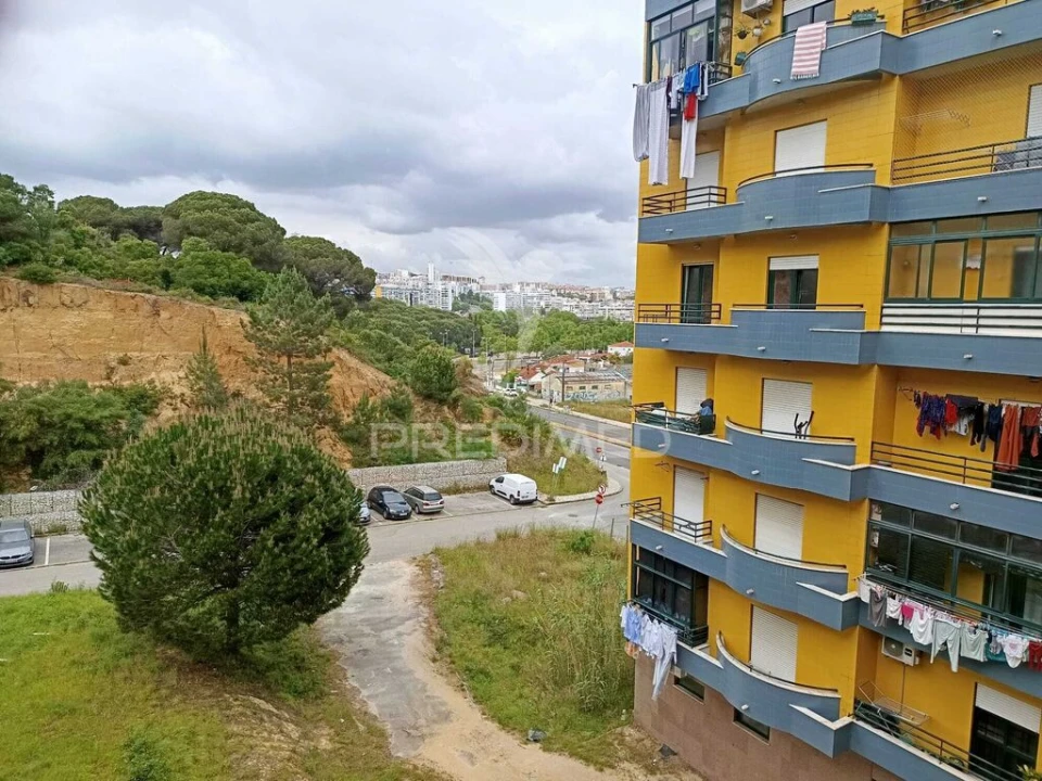 Apartamento T3 para Venda em Laranjeiro e Feijó Foto 17
