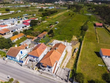 Apartamento T3 para Venda em Tornada e Salir do Porto