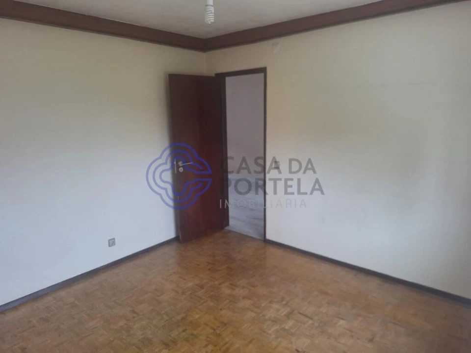 Apartamento T3 para Venda em Tornada e Salir do Porto Foto 7