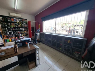 Armazém para Venda em Ponte da Barca, V.N. Muía, Paço Vedro Magalhães