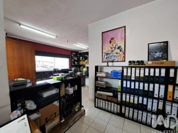 Armazém para Venda em Ponte da Barca, V.N. Muía, Paço Vedro Magalhães