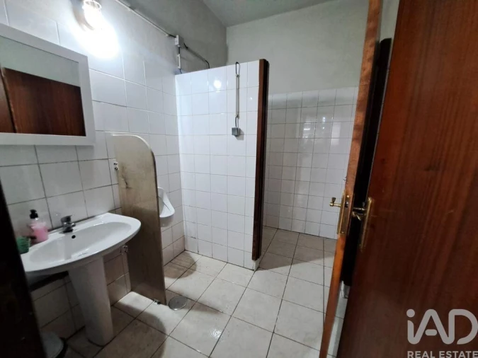 Armazém para Venda em Ponte da Barca, V.N. Muía, Paço Vedro Magalhães Foto 18