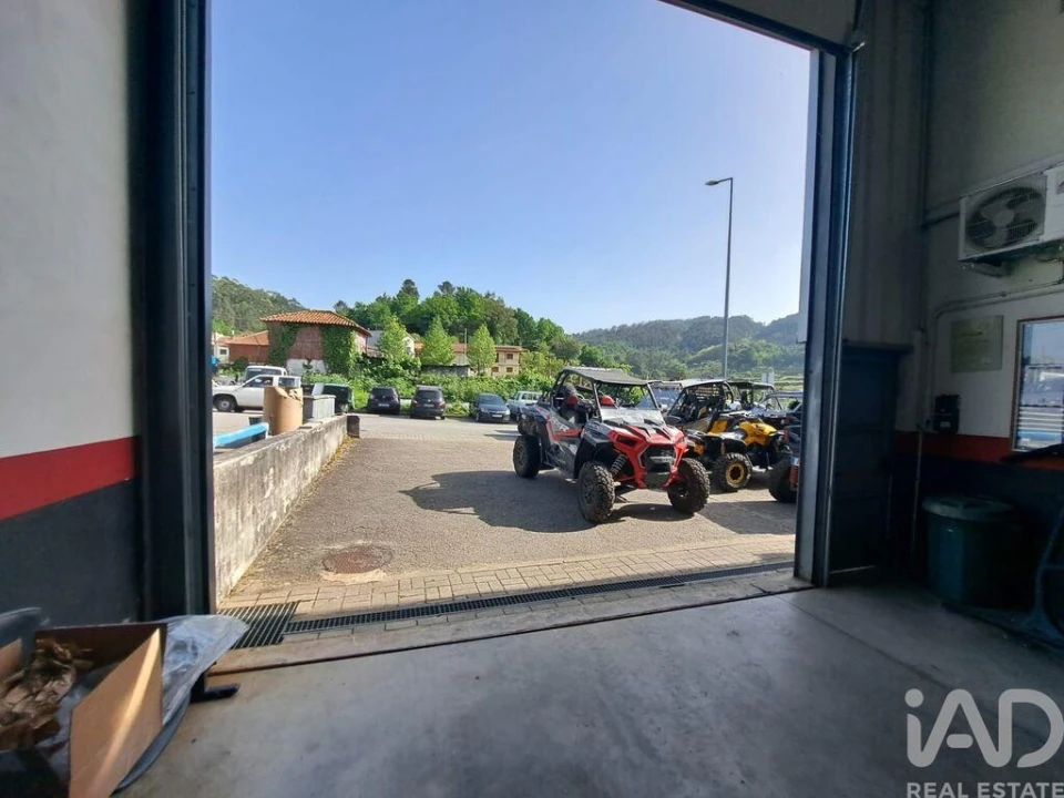 Armazém para Venda em Ponte da Barca, V.N. Muía, Paço Vedro Magalhães Foto 3