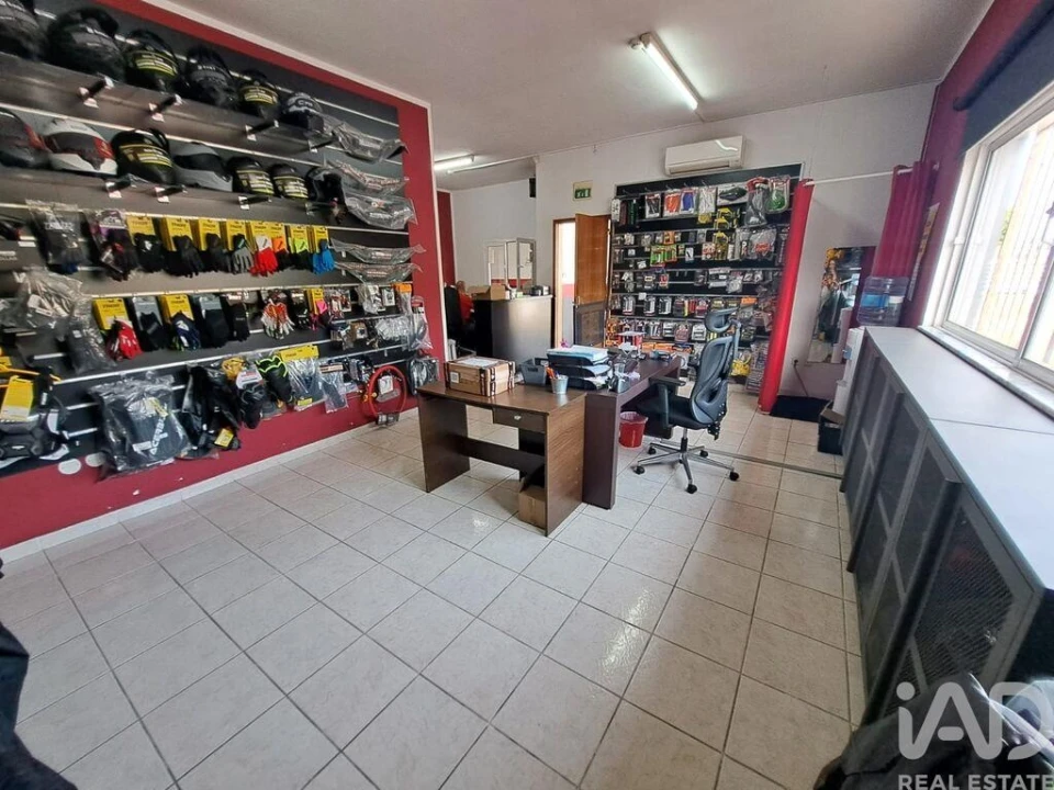 Armazém para Venda em Ponte da Barca, V.N. Muía, Paço Vedro Magalhães Foto 10