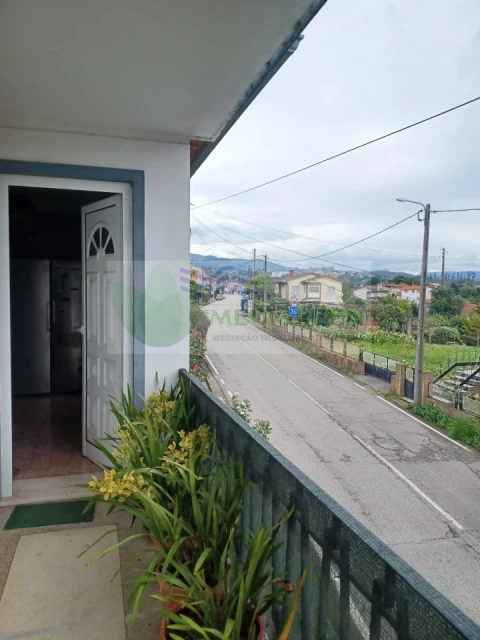 Moradia T4 para Venda em Pessegueiro do Vouga