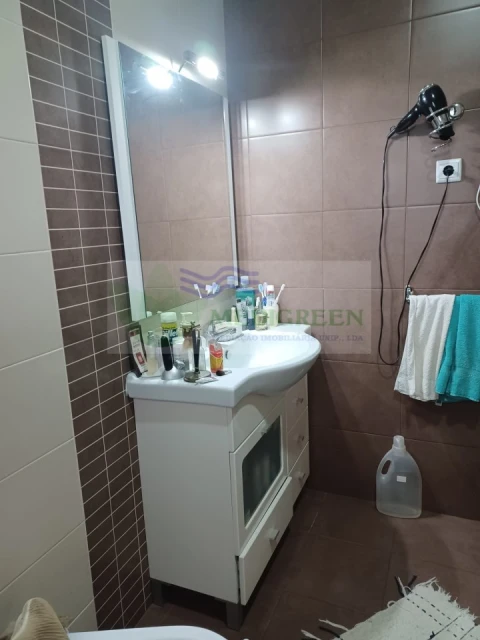 Moradia T4 para Venda em Pessegueiro do Vouga