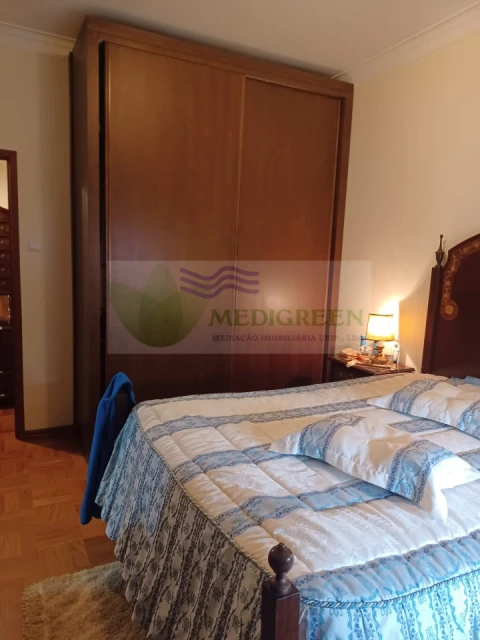 Moradia T4 para Venda em Pessegueiro do Vouga