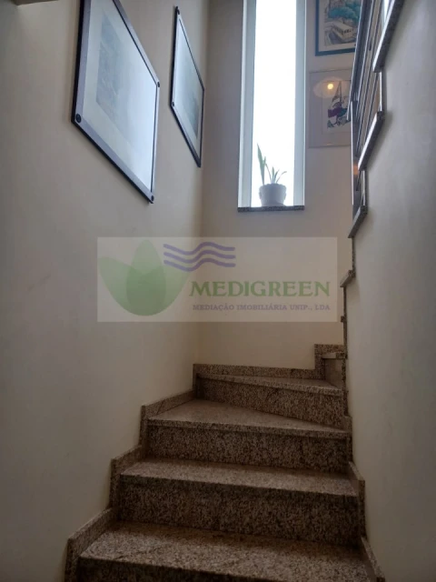 Moradia T4 para Venda em Pessegueiro do Vouga