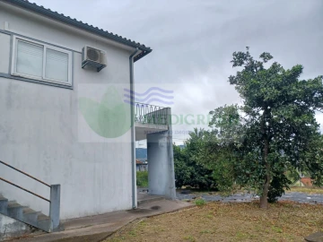 Moradia T4 para Venda em Pessegueiro do Vouga