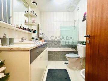 Apartamento T3 para Venda em Bairro