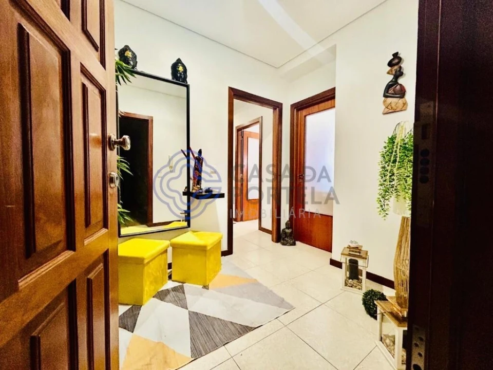 Apartamento T3 para Venda em Bairro Foto 1