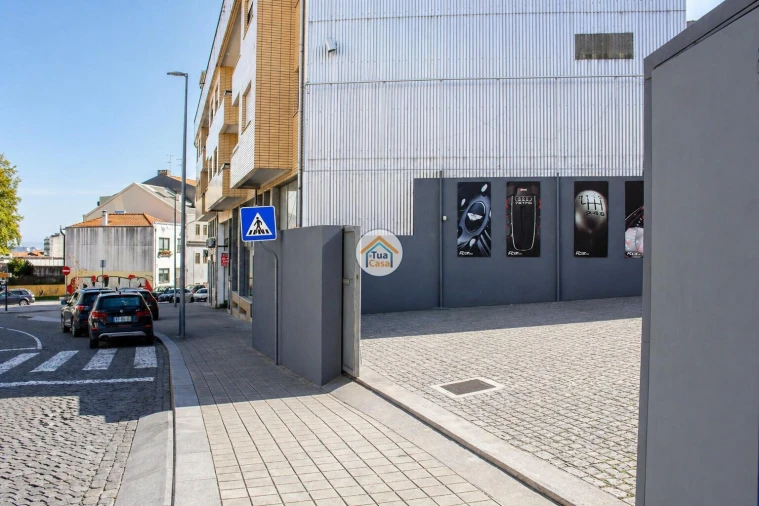 Armazém para Venda em Campanhã Foto 11