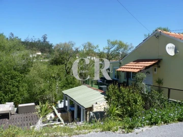 Moradia T4 para Venda em Freixianda, Ribeira do Fárrio e Formigais