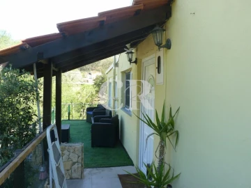 Moradia T4 para Venda em Freixianda, Ribeira do Fárrio e Formigais