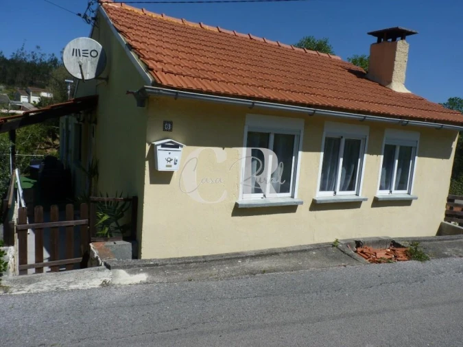 Moradia T4 para Venda em Freixianda, Ribeira do Fárrio e Formigais Foto 4