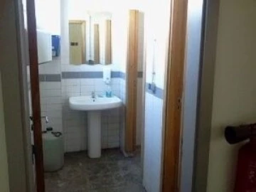 Armazém para Arrendamento em Rio de Mouro