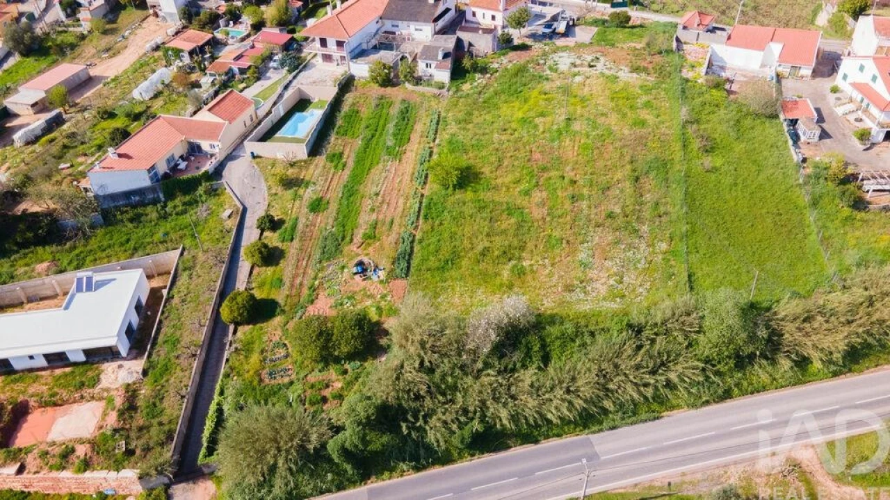 Terreno para Venda em Cadaval e Pêro Moniz Foto 13
