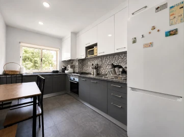 Apartamento T3 para Venda em Sé Nova, Santa Cruz, Almedina e São Bartolomeu