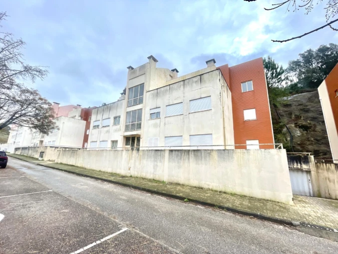 Apartamento T3 para Venda em Sé Nova, Santa Cruz, Almedina e São Bartolomeu Foto 10
