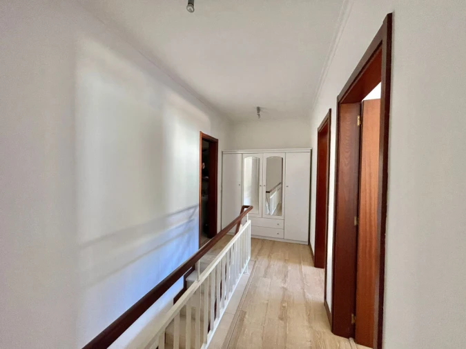 Apartamento T3 para Venda em Sé Nova, Santa Cruz, Almedina e São Bartolomeu Foto 5