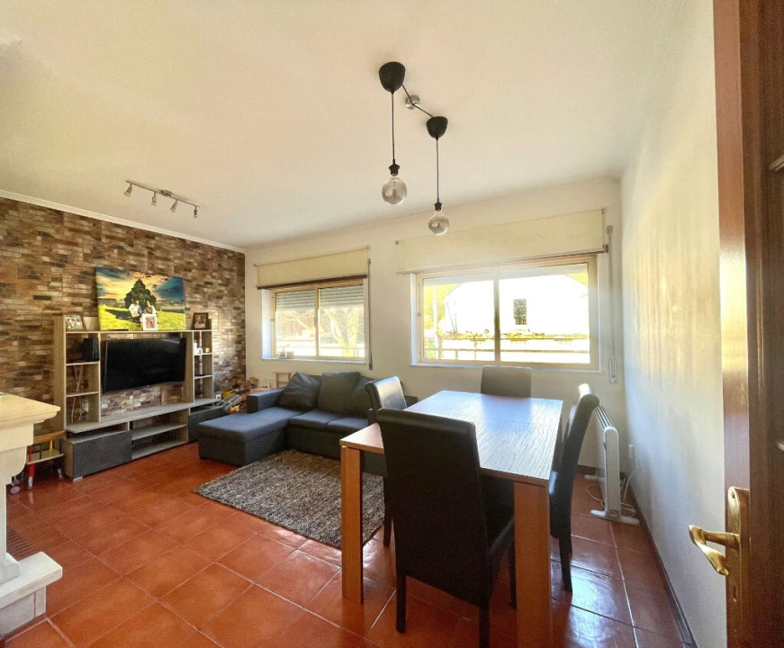 Apartamento T3 para Venda em Sé Nova, Santa Cruz, Almedina e São Bartolomeu Foto 2