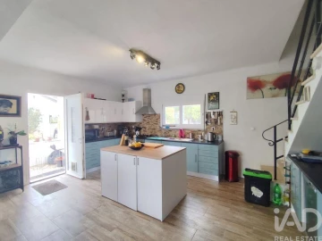 Moradia T6 para Venda em Cadaval e Pêro Moniz