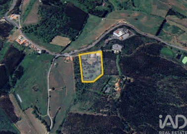 Moradia T6 para Venda em Cadaval e Pêro Moniz