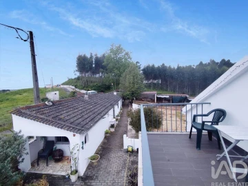 Moradia T6 para Venda em Cadaval e Pêro Moniz