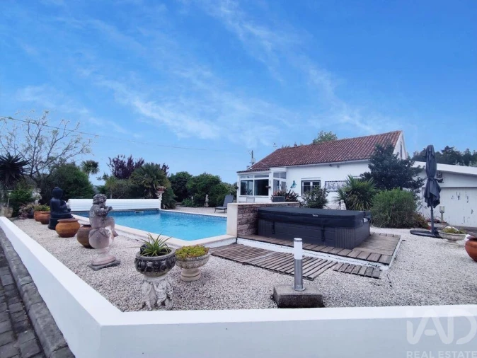 Moradia T6 para Venda em Cadaval e Pêro Moniz Foto 36