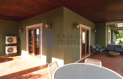 Moradia T9 para Venda em Frazão Arreigada