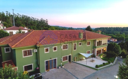 Moradia T9 para Venda em Frazão Arreigada