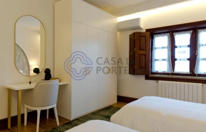 Moradia T9 para Venda em Frazão Arreigada