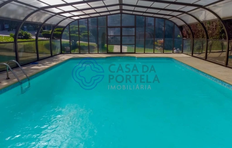 Moradia T9 para Venda em Frazão Arreigada Foto 9