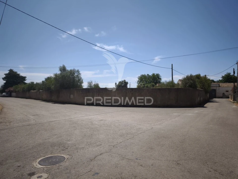 Quinta T4 para Venda em Paderne Foto 1