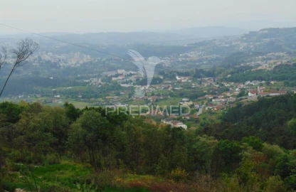 Terreno para Venda em Lordelo