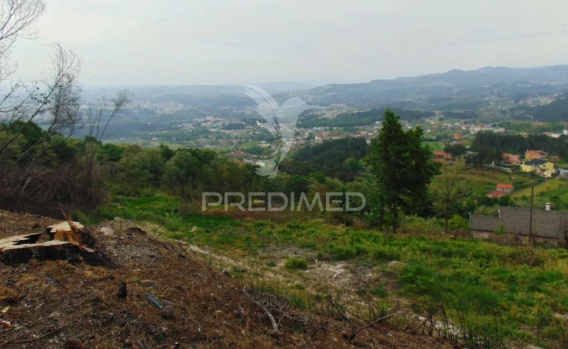 Terreno para Venda em Lordelo Foto 4