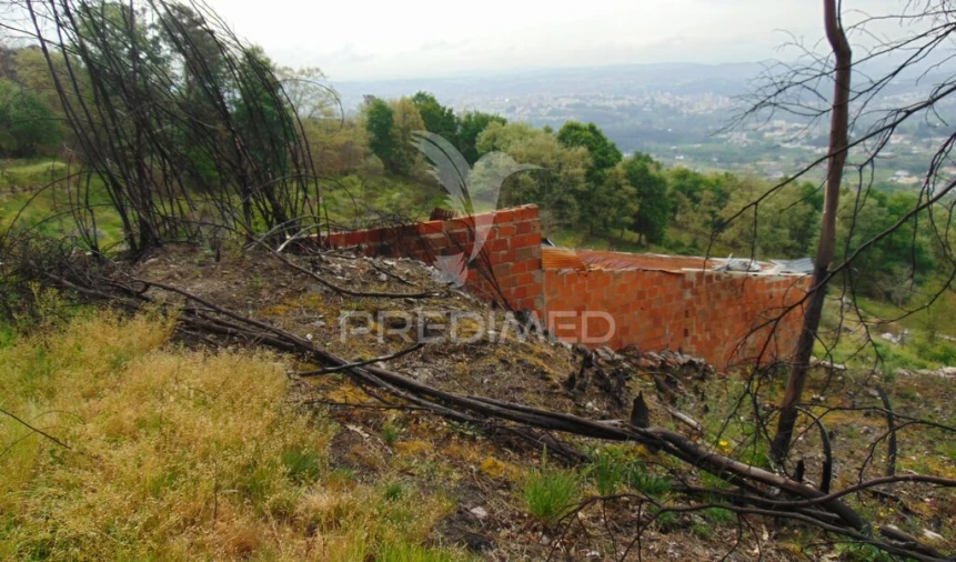 Terreno para Venda em Lordelo Foto 18