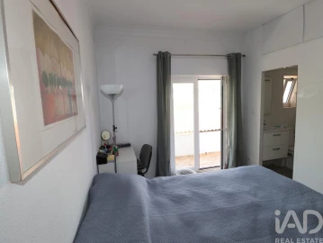 Moradia T7 para Venda em Ramada e Caneças