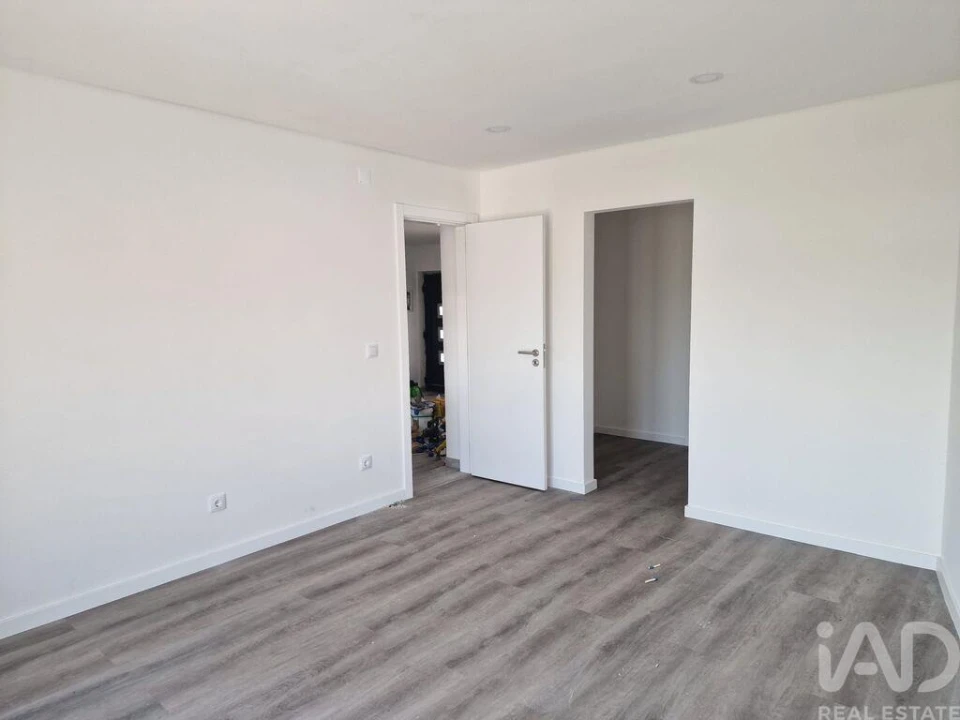 Moradia T4 para Venda em Bombarral e Vale Covo Foto 10