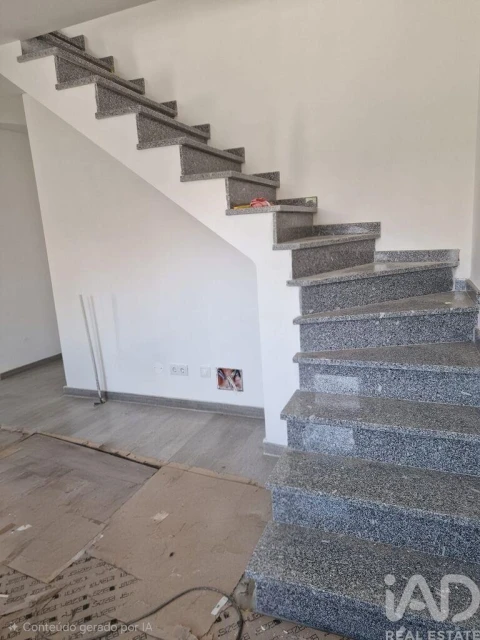 Moradia T4 para Venda em Bombarral e Vale Covo