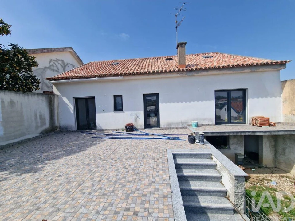 Moradia T4 para Venda em Bombarral e Vale Covo Foto 3